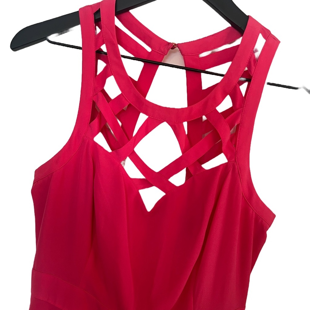 Guess short dress. Size 6. Hot pink.